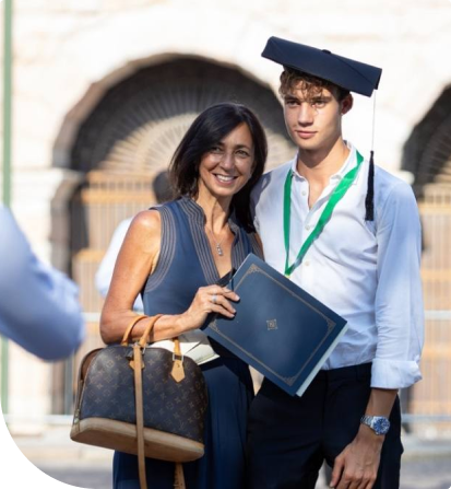 Hai sempre sognato di partecipare ad una graduation cerimony? Con Programma Doppio Diploma puoi! Scopri come. – 2 Graduation Ceremony - Doppio Diploma - 2